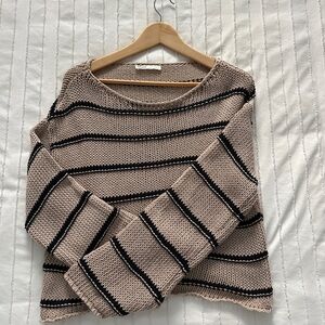 Pull&Bear Black and Tan Striped Sweater